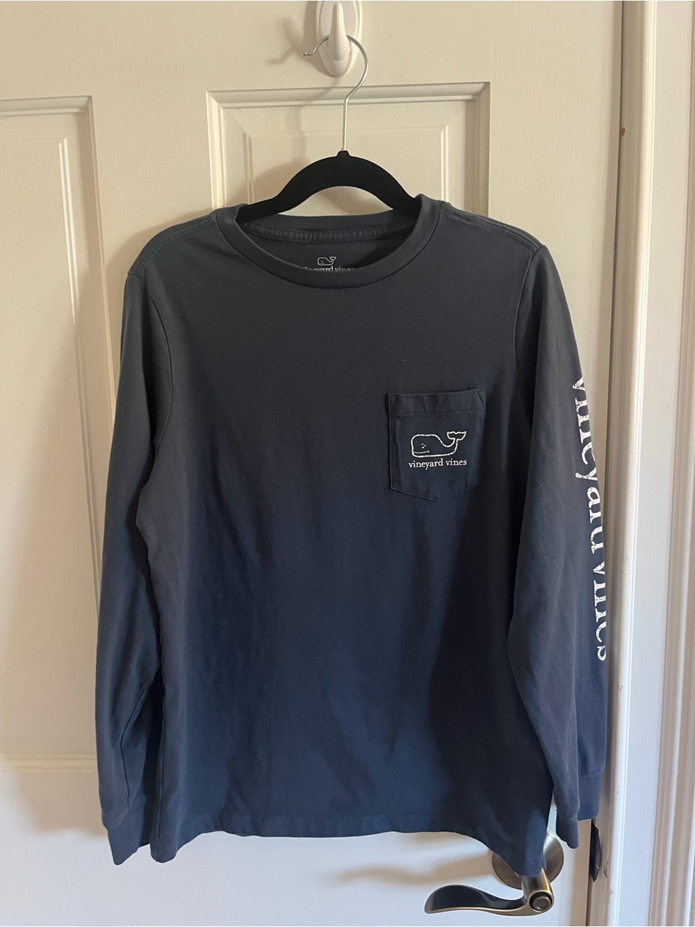 Vineyard Vines Boys Long Sleeve Pocket Tee Navy Whale Logo Size S 8-10